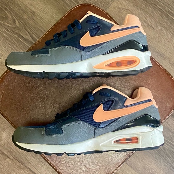 Nike Air Max St - Picture 3 of 11